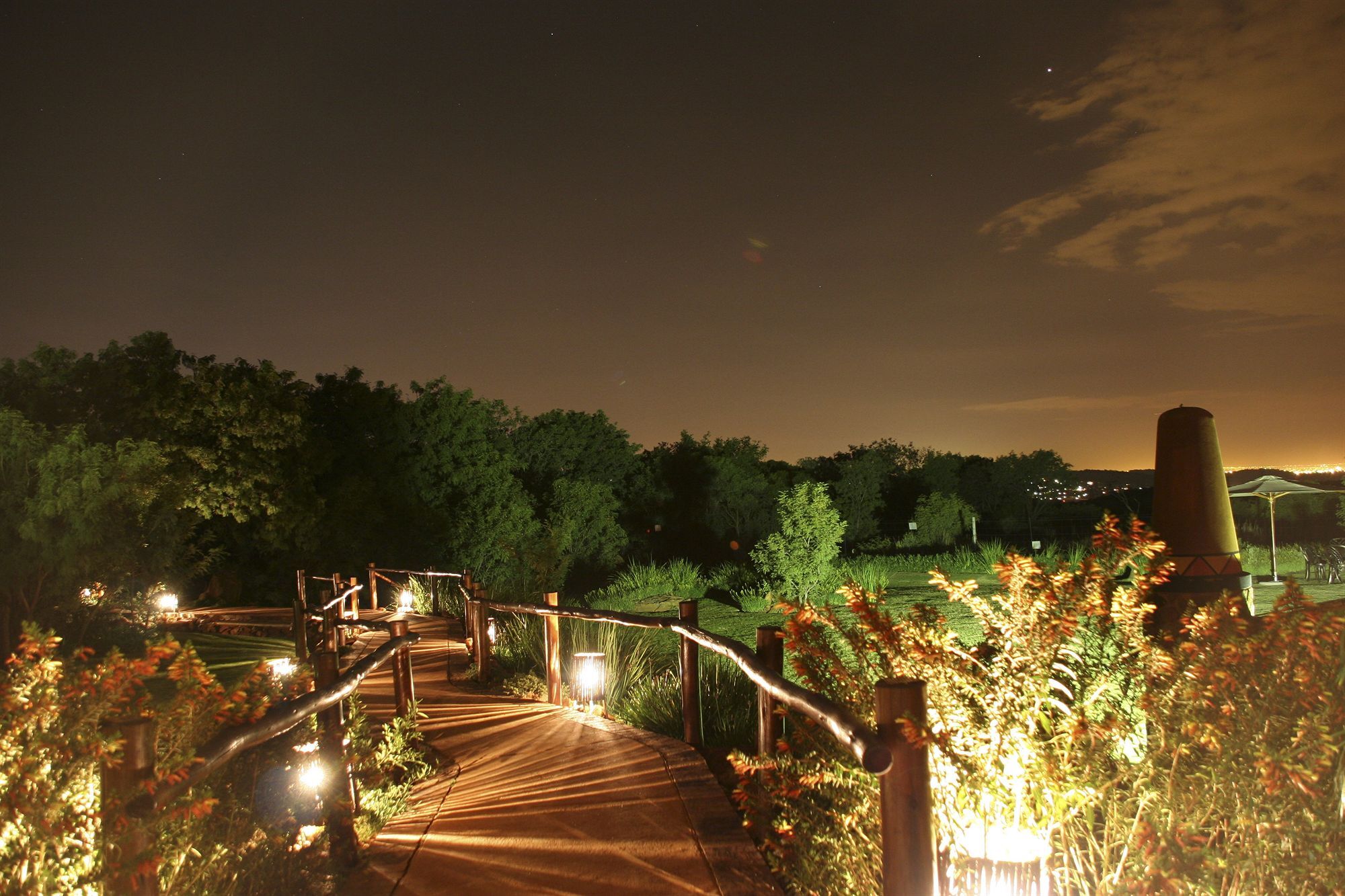 Thaba Eco Hotel Johannesburg Exterior photo