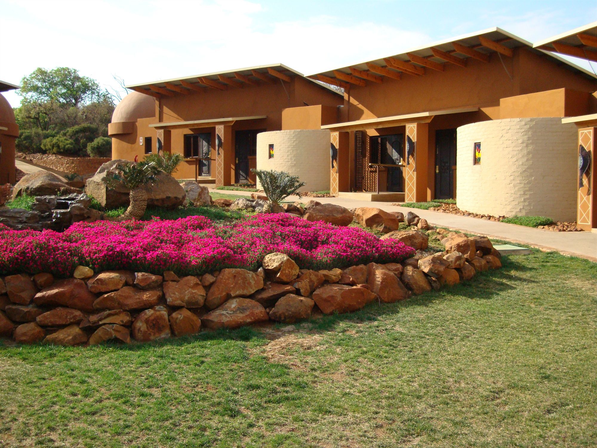 Thaba Eco Hotel Johannesburg Exterior photo